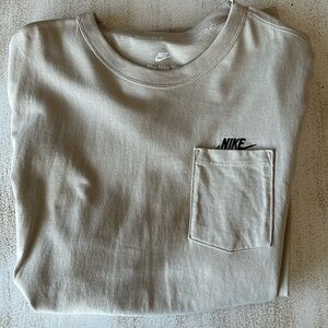 Nike Heavyweight Tee